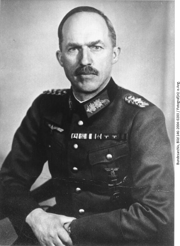  Paul von Hase, 1940/41, Quelle: Bundesarchiv, Bild 146-2004-0203 / Fotograf(in): unbekannt.