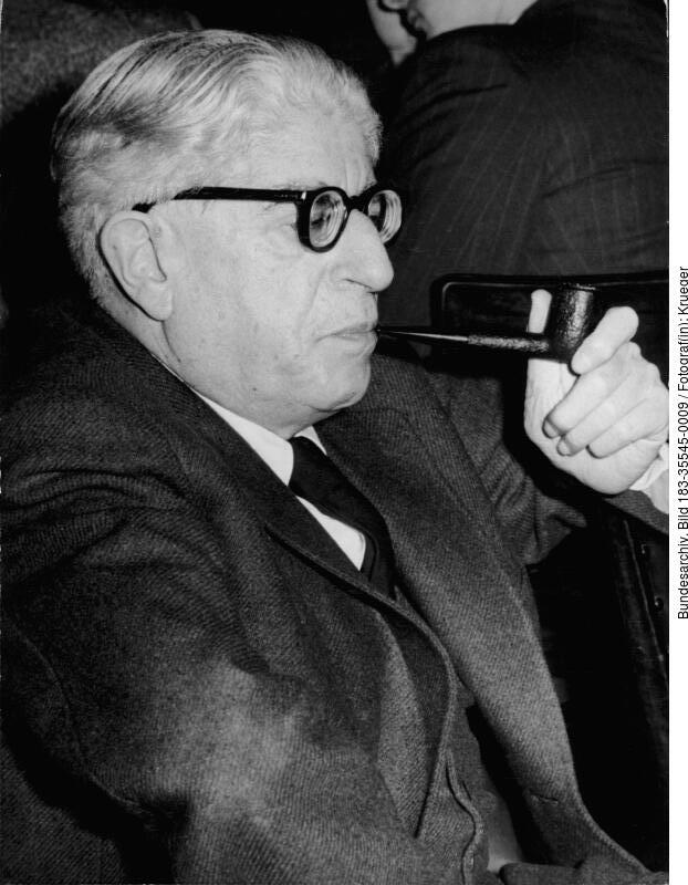  Ernst Bloch auf dem IV. Schriftstellerkongress des Deutschen Schriftstellerverbands (DDR), Berlin, 13.1.1956, Quelle: Bundesarchiv, Bild 183-35545-0009 / Fotograf(in): Krueger.