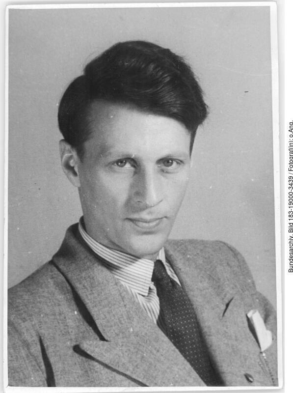  Stephan Hermlin, 5.7.1950, Quelle: Bundesarchiv, Bild 183-19000-3439 / Fotograf(in): unbekannt.